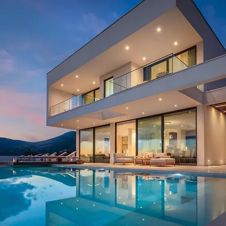 Luxury Bay Of Split With Pool Villa *