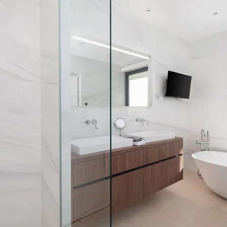 Villa Luxury Bay Of Split With Pool Kastel Stari