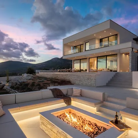 Luxury Bay Of Split With Pool * Kastel Stari