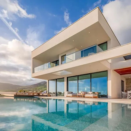 Villa Luxury Bay Of Split With Pool