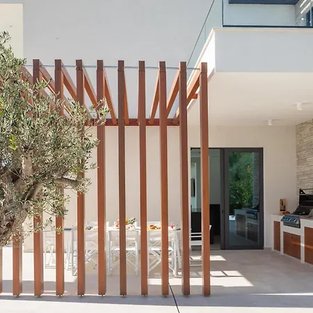 Luxury Bay Of Split With Pool Villa